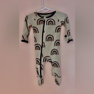 Bestaroo fall rainbows pajamas-NB